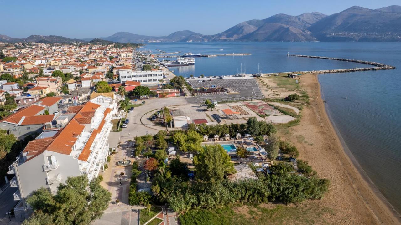 Summery Otel Lixouri