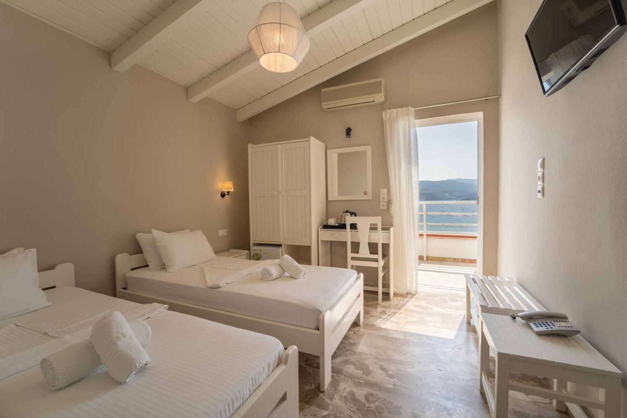 Summery Hotel