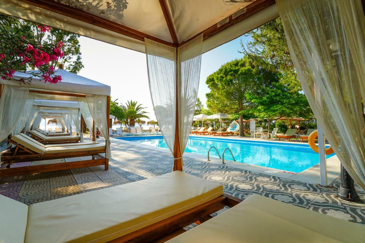 Summery Otel